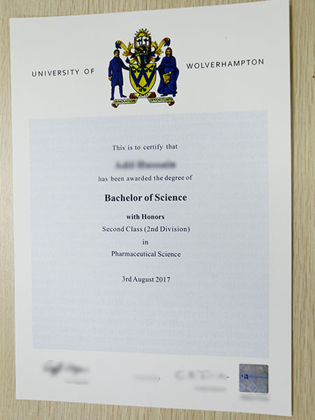University of Wolverhampton Bachelor fake certificate sample