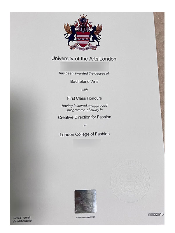 latest sample show of london college of art diploma